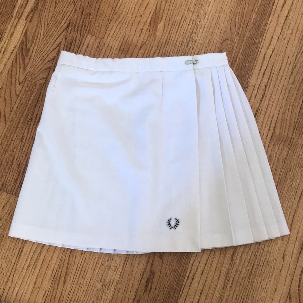 ⭐️ Vintage 1970’s Fred Perry White Tennis Skirt XS